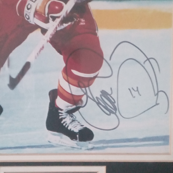 Theron Fleury - Calgary Flames Signed and Framed - Picture 2 of 2